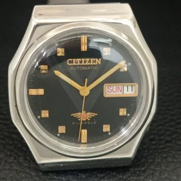 Vintage 1982 Citizen Automatic Mens Silver Watch W/daydate & Gold accents
